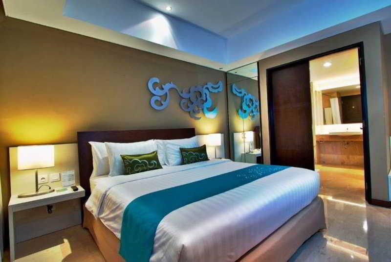 Soll Marina Hotel & Conference Center Bangka Pangkal Pinang Buitenkant foto